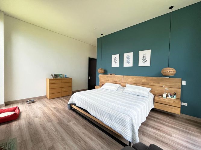Casa de 4 alcobas en venta en Lejos Del Nido, El Retiro · foto 16 de 24