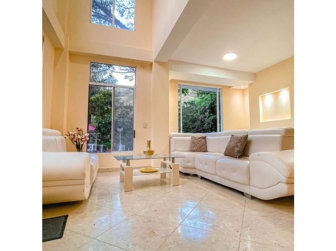 Casa de 5 alcobas en venta en Pilas De Dapa, Yumbo, 250 m² · foto 6 de 15