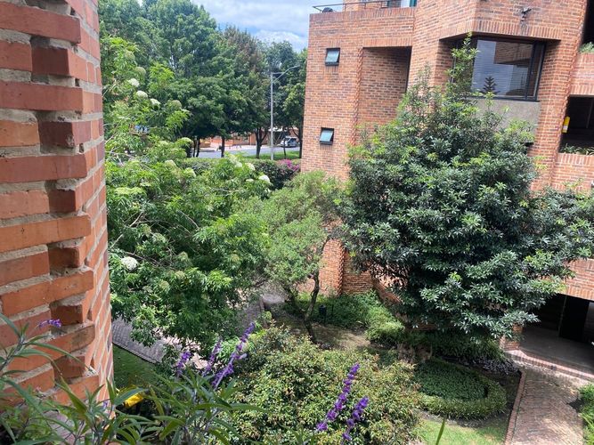Apartamento en venta en Los Cedritos, Bogotá · foto 3 de 22