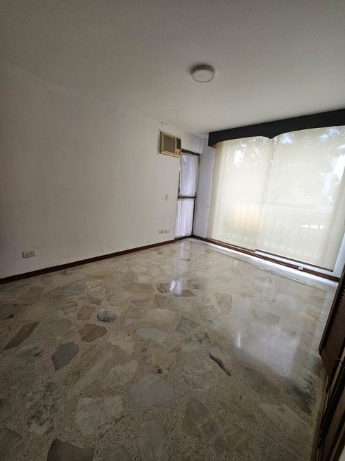Apartamento de 3 alcobas en venta en Ciudad Jardin, Cali, 124 m² · foto 3 de 17