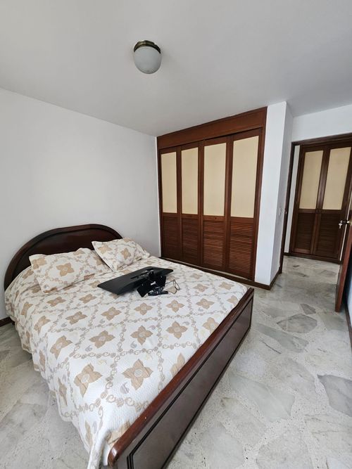 Apartamento de 3 alcobas en venta en Ciudad Jardin, Cali, 124 m² · foto 6 de 17
