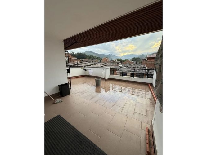 Casa de 3 alcobas en venta en La Gloria, Medellín, 280 m² · foto 18 de 18