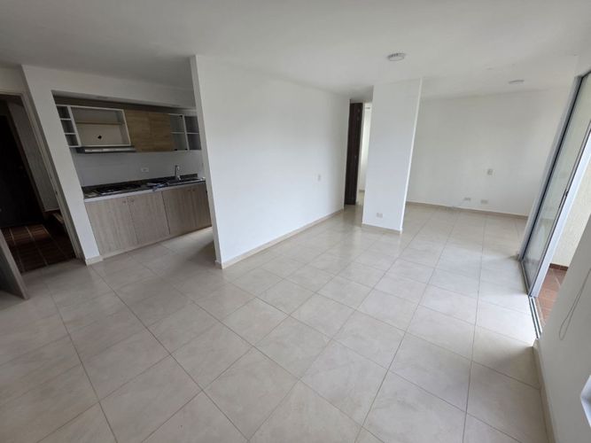 Apartamento de 2 alcobas en venta en Las Mercedes, Jamundí, 63 m² · foto 3 de 13