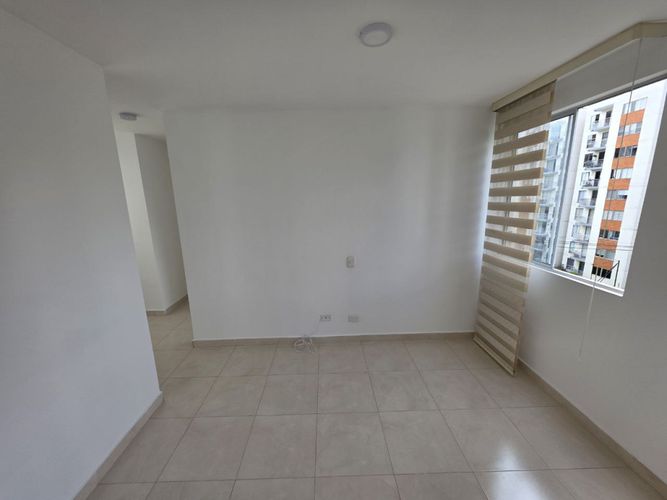 Apartamento de 2 alcobas en venta en Las Mercedes, Jamundí, 63 m² · foto 7 de 13