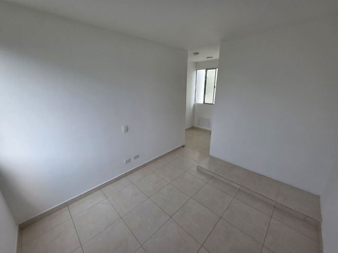 Apartamento de 2 alcobas en venta en Las Mercedes, Jamundí, 63 m² · foto 9 de 13