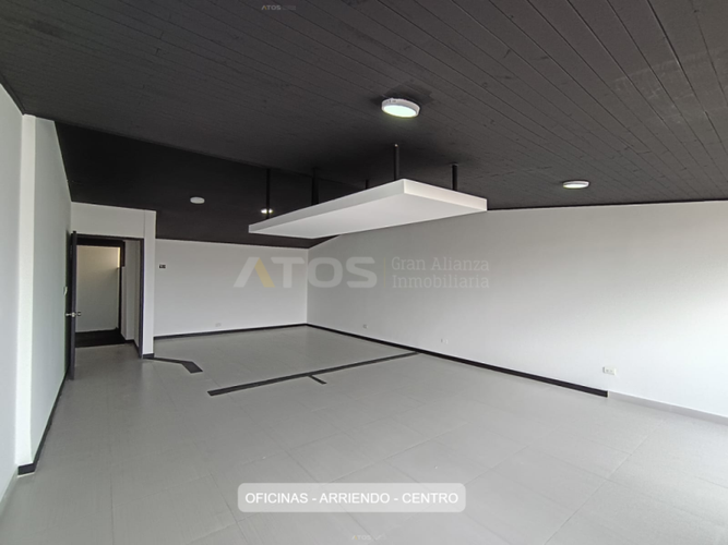 Oficina en venta en Centro Historico, Tunja, 230 m² · foto 2 de 24