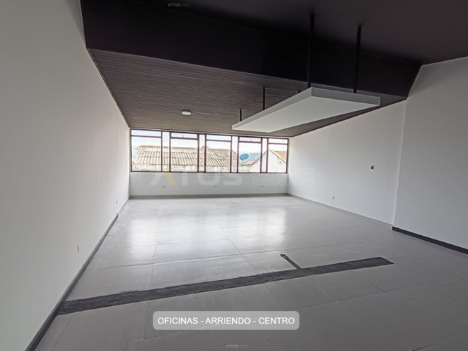 Oficina en venta en Centro Historico, Tunja, 230 m² · foto 4 de 24