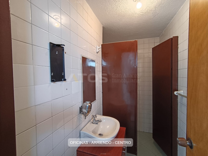 Oficina en venta en Centro Historico, Tunja, 230 m² · foto 7 de 24