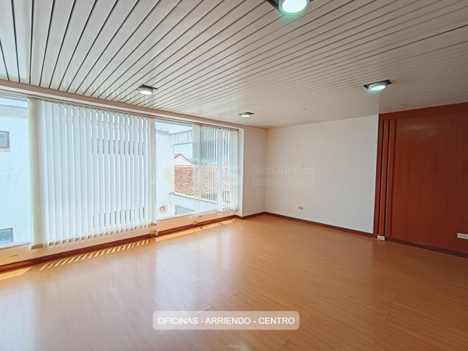 Oficina en venta en Centro Historico, Tunja, 230 m² · foto 11 de 24