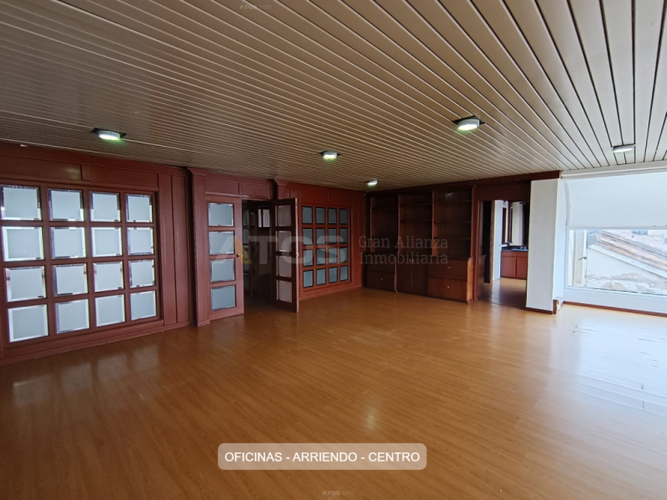 Oficina en venta en Centro Historico, Tunja, 230 m² · foto 16 de 24
