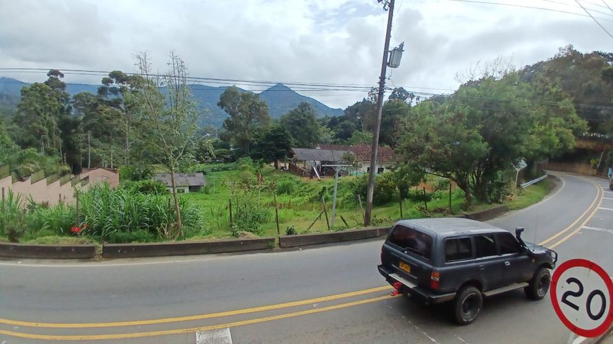 Lote en venta en El Saladito, Cali, 220 m² · foto 4 de 24