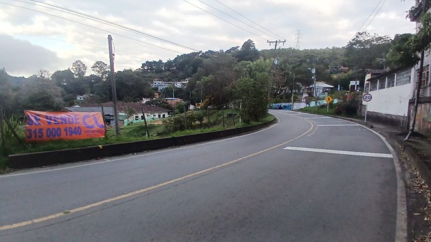Lote en venta en El Saladito, Cali, 220 m² · foto 6 de 24