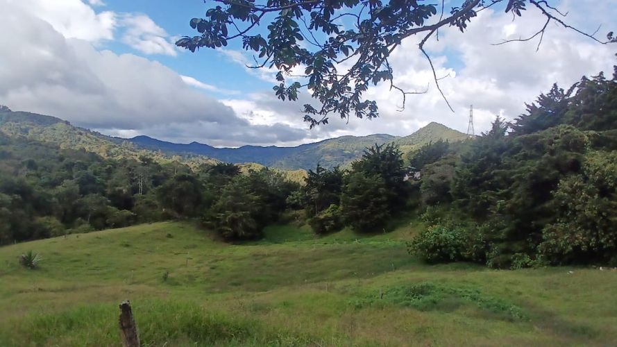 Lote en venta en El Saladito, Cali, 220 m² · foto 9 de 24