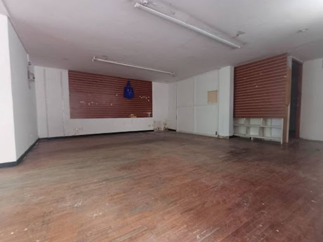 Casa de 5 alcobas en arriendo en Lalinde, Medellín, 300 m² · foto 6 de 23