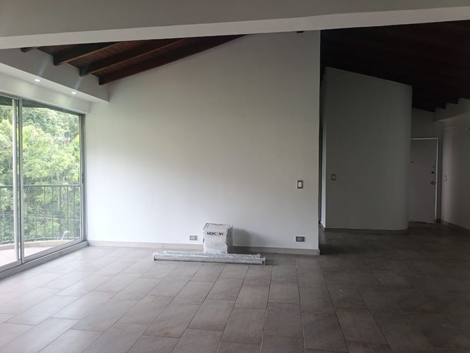 Apartamento de 2 alcobas en arriendo en Alejandría, Medellín, 95 m² · foto 4 de 19