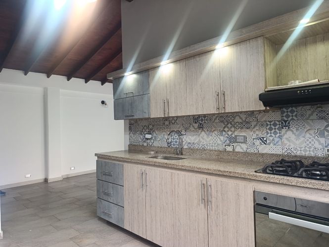 Apartamento de 2 alcobas en arriendo en Alejandría, Medellín, 95 m² · foto 6 de 19