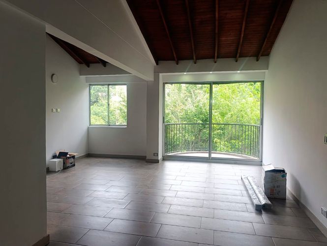 Apartamento de 2 alcobas en arriendo en Alejandría, Medellín, 95 m² · foto 2 de 19