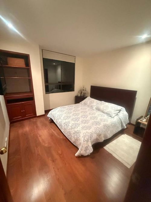 Apartamento de 2 alcobas en venta en Calleja Baja, Bogotá, 95 m² · foto 8 de 9
