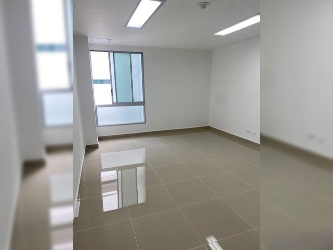 Consultorio en arriendo en Pinares, Pereira, 27 m² · foto 6 de 8