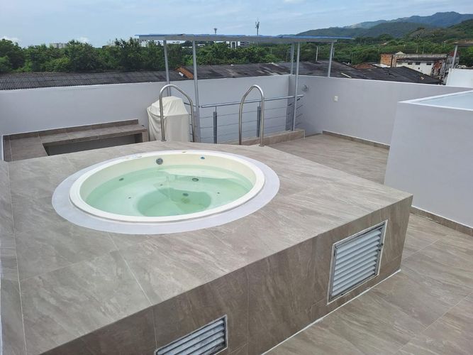 Casa de 3 alcobas en venta en Girardot, Girardot, 200 m² · foto 3 de 7