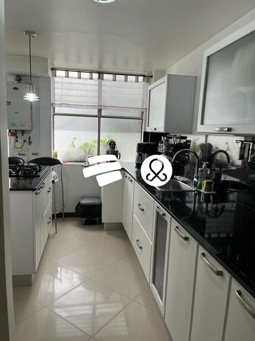 Casa de 3 alcobas en venta en El Poblado, Medellín, 250 m² · foto 8 de 24