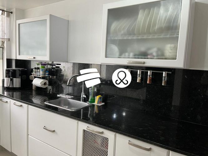 Casa de 3 alcobas en venta en El Poblado, Medellín, 250 m² · foto 9 de 24