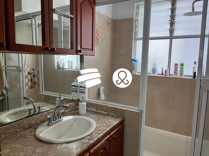 Casa de 3 alcobas en venta en El Poblado, Medellín, 250 m² · foto 12 de 24
