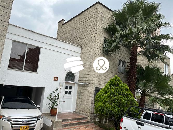 Casa de 3 alcobas en venta en El Poblado, Medellín, 250 m² · foto 24 de 24