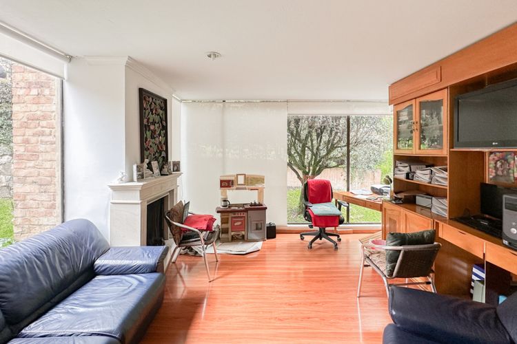 Casa de 3 alcobas en venta en Cerros De Suba, Bogotá, 380 m² · foto 4 de 24