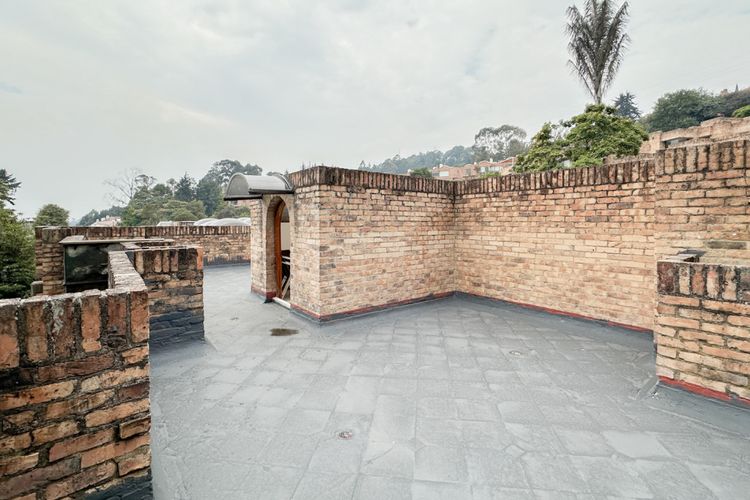 Casa de 3 alcobas en venta en Cerros De Suba, Bogotá, 380 m² · foto 23 de 24