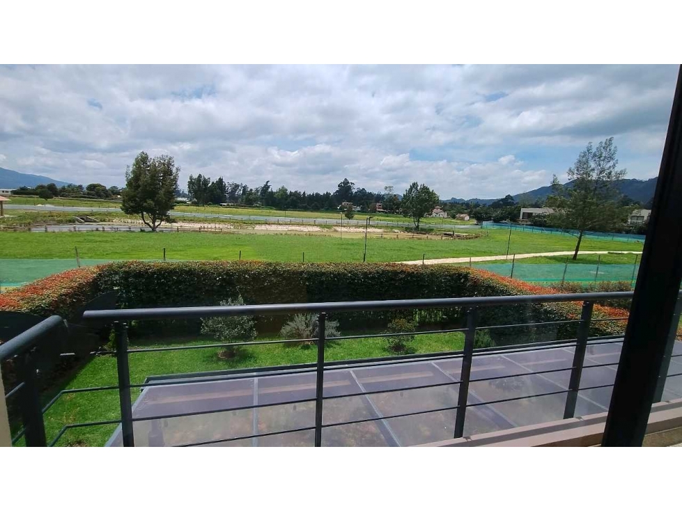 Casa en venta en Vda Canelon, Cajicá · foto 2 de 24