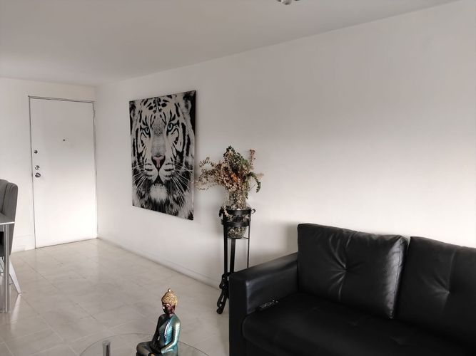 Apartamento en venta en El Poblado, Medellín · foto 4 de 19
