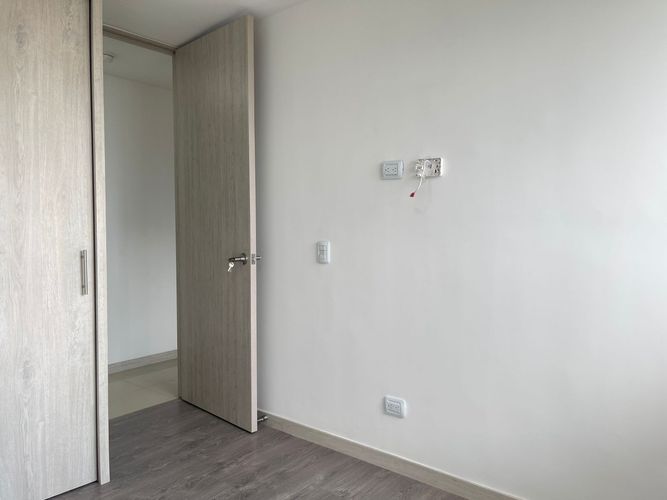 Apartamento de 3 alcobas en venta en Las Lomitas, Sabaneta, 67 m² · foto 9 de 19
