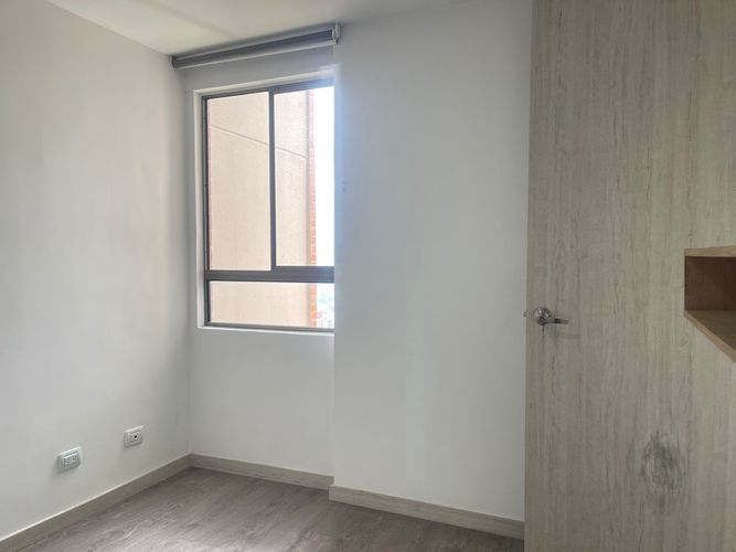 Apartamento de 3 alcobas en venta en Las Lomitas, Sabaneta, 67 m² · foto 11 de 19
