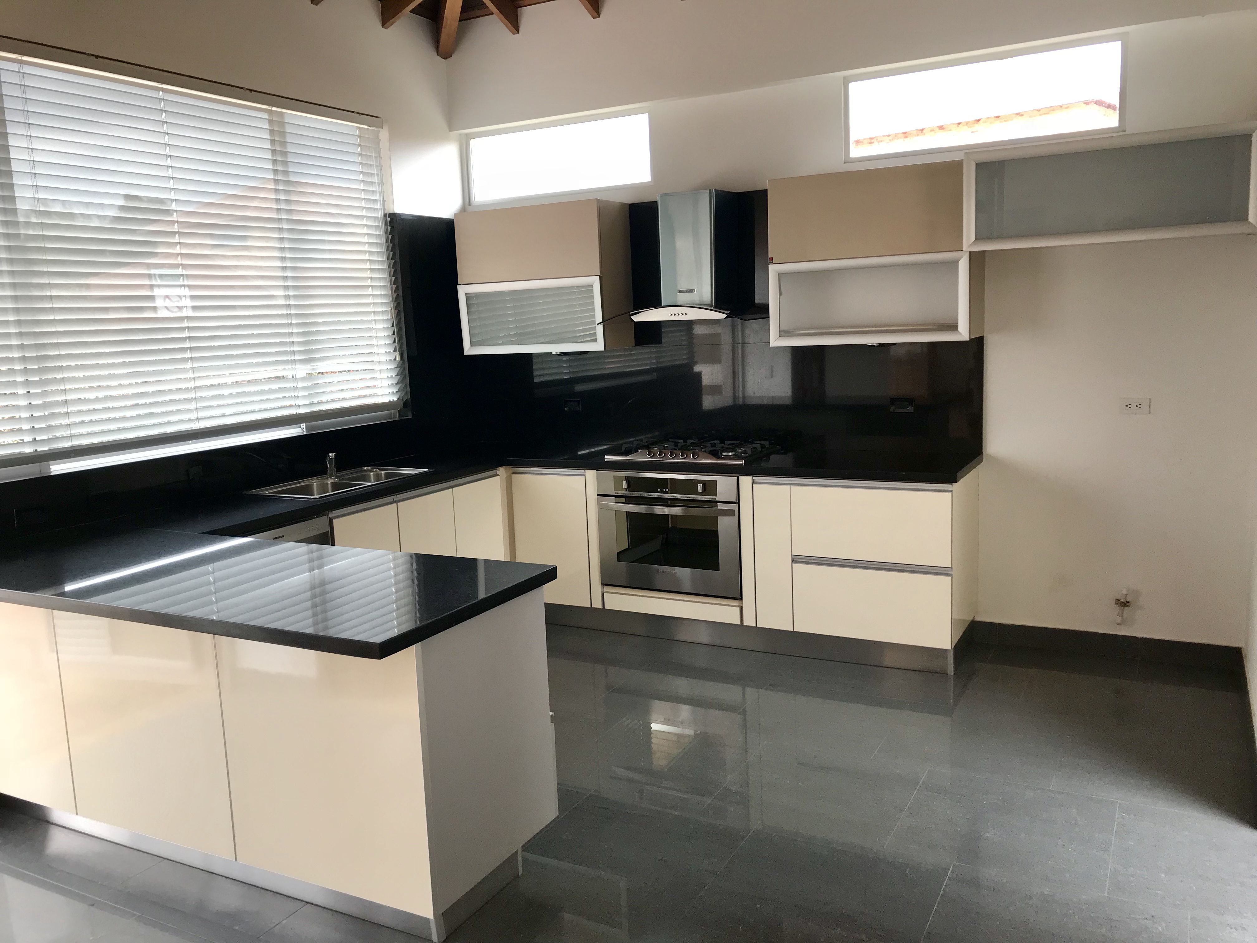 Casa en venta en Cr. Caminos De Chunugua, Cajicá · foto 6 de 20