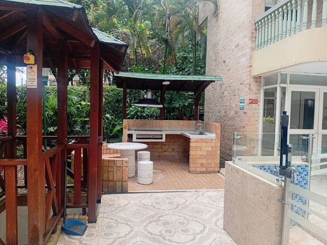 Apartamento de 4 alcobas en venta en Santa Helena, Ibagué, 146 m² · foto 17 de 23