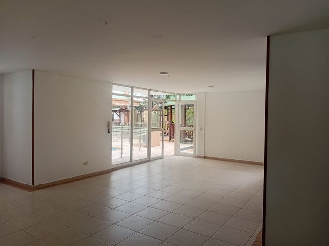 Apartamento de 4 alcobas en venta en Santa Helena, Ibagué, 146 m² · foto 19 de 23