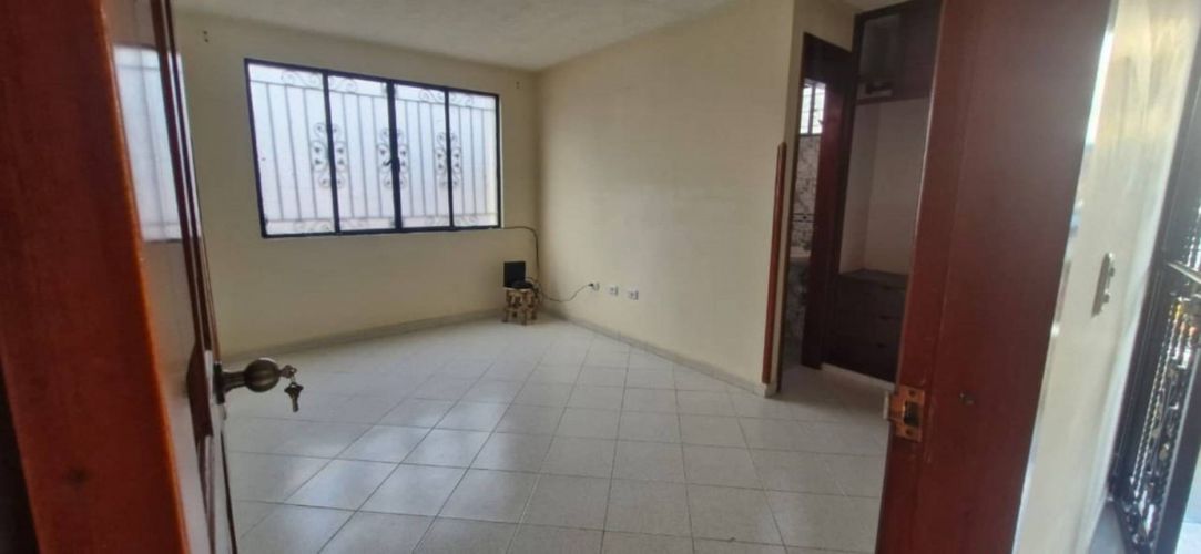 Casa en arriendo en Guatiguara, Piedecuesta, 240 m² · foto 11 de 19