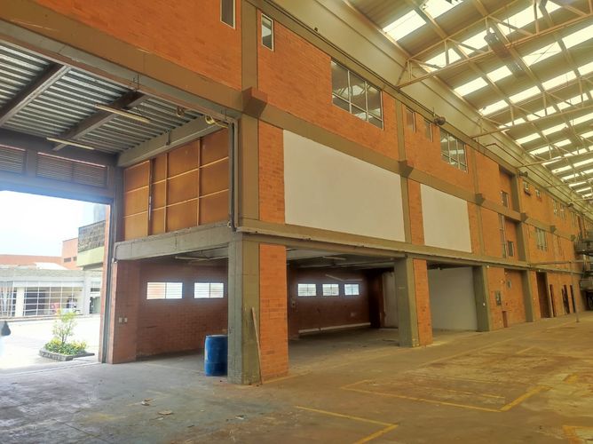 Bodega en venta en Siberia, Cota, 2647 m² · foto 4 de 6