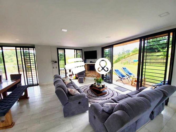 Casa de 4 alcobas en venta en San Luis, Rionegro, 243 m² · foto 10 de 18