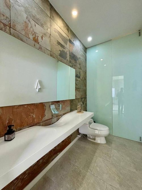Casa de 4 alcobas en venta en El Poblado, Medellín, 780 m² · foto 7 de 24