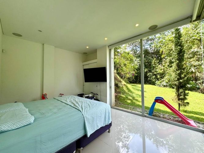 Casa de 4 alcobas en venta en El Poblado, Medellín, 780 m² · foto 8 de 24