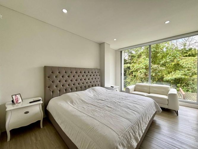 Casa de 4 alcobas en venta en El Poblado, Medellín, 780 m² · foto 20 de 24