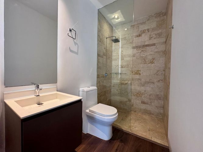 Apartaestudio en arriendo en Urbanización Las Cumbres, Medellín, 83 m² · foto 7 de 14