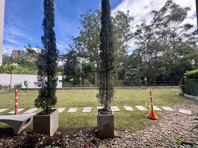 Apartaestudio en arriendo en Urbanización Las Cumbres, Medellín, 83 m² · foto 13 de 14