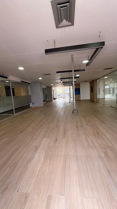 Oficina en arriendo en El Campestre, Medellín, 247 m² · foto 19 de 19