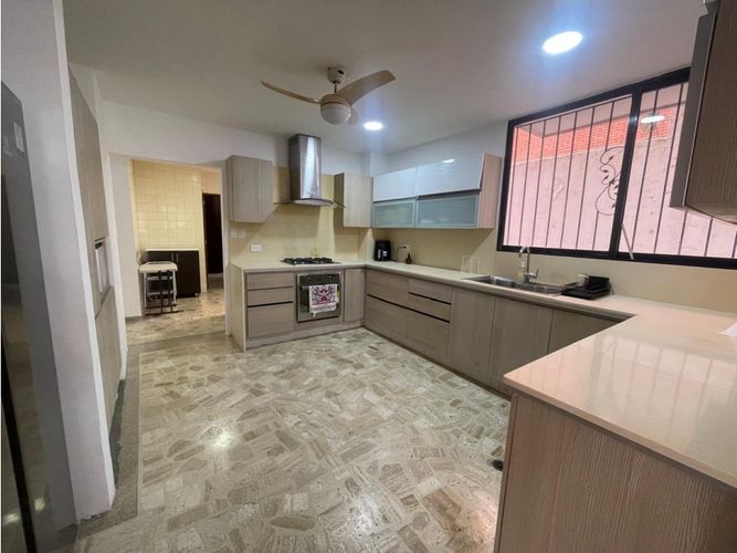 Apartamento de 3 alcobas en venta en Villa Country, Barranquilla, 220 m² · foto 7 de 24