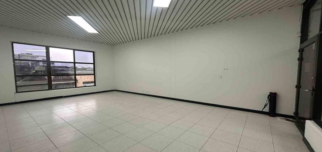 Local en arriendo en Sector Galeria Central, Pereira, 25 m² · foto 3 de 11