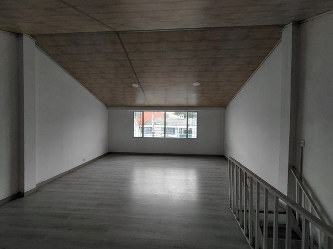 Casa de 4 alcobas en venta en Pontevedra, Bogotá, 510 m² · foto 21 de 23