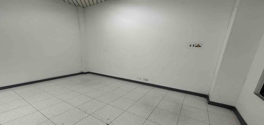 Local en arriendo en Sector Galeria Central, Pereira, 13 m² · foto 3 de 10